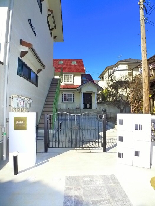 chalet+東中山の物件外観写真