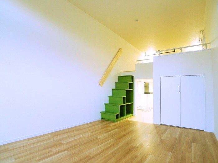 chalet+東中山の物件内観写真