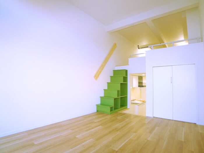 chalet+東中山の物件内観写真