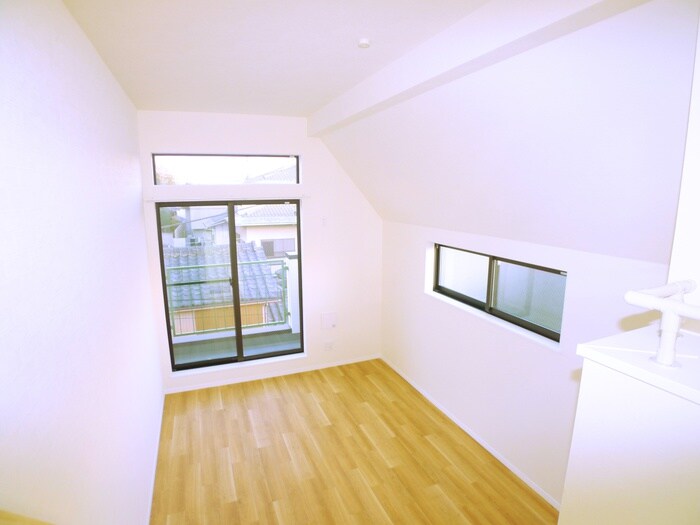 chalet+東中山の物件内観写真