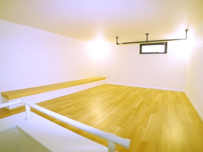 chalet+東中山の物件内観写真