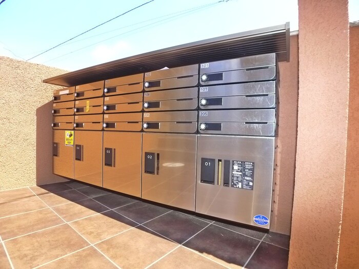 ＲＯＥＬＬの物件外観写真