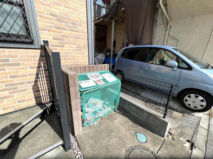 ＢＲＩＣＫＳの物件外観写真