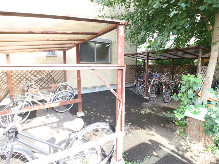 ジュエルコート白糸台の物件外観写真