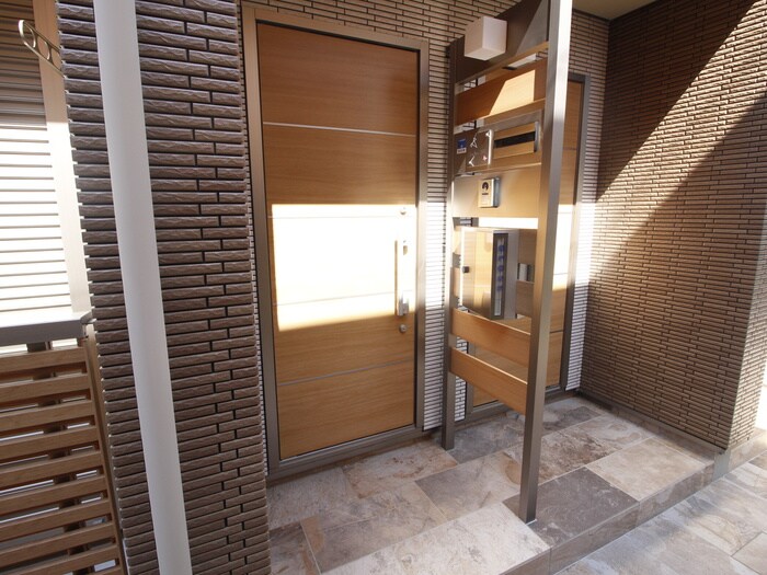 オリーアルカジックの物件外観写真