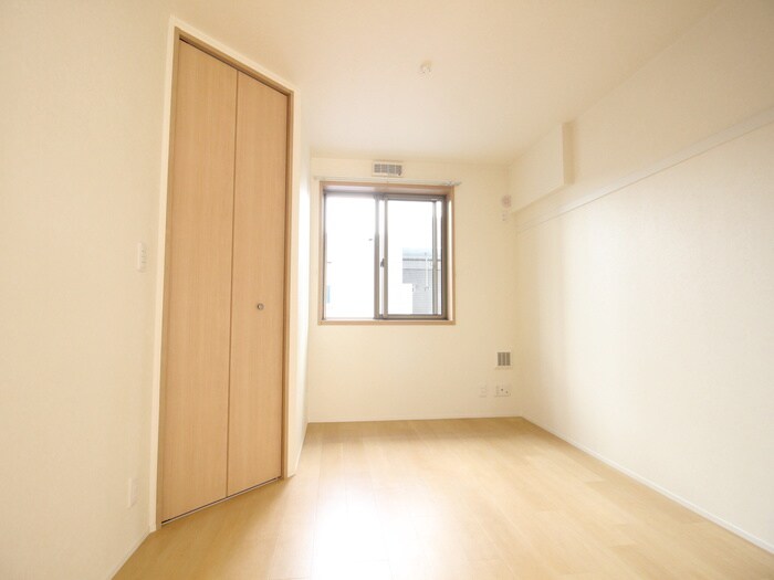 オリーアルカジックの物件内観写真