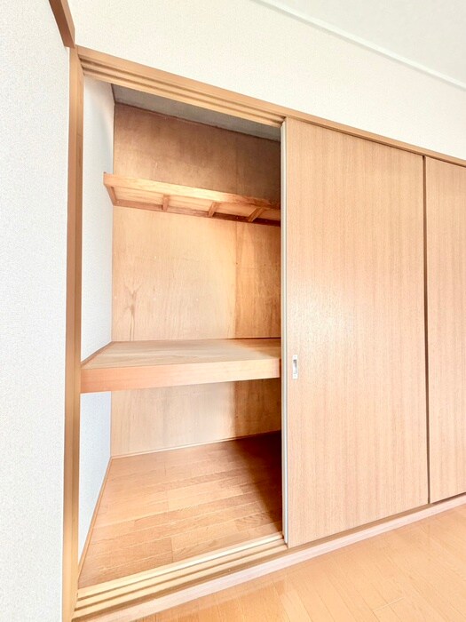 スカイマンションの物件内観写真