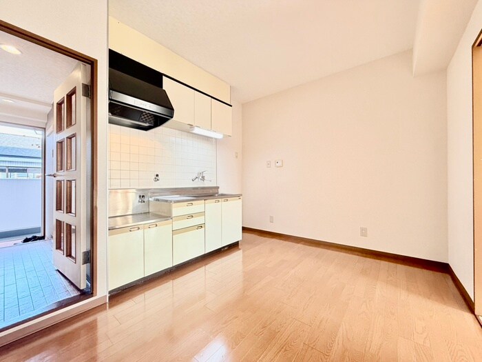 スカイマンションの物件内観写真