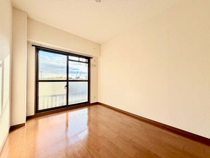 スカイマンションの物件内観写真