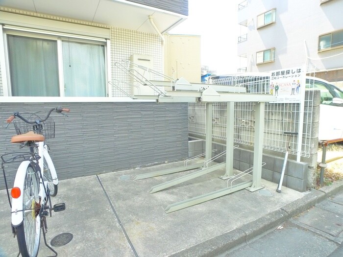 b`CASA　TAK綾瀬の物件外観写真