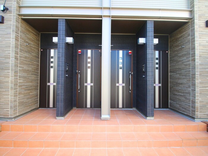 アヴァンセの物件外観写真