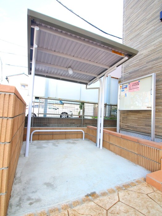 アヴァンセの物件外観写真