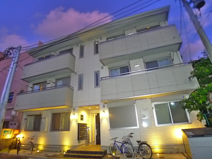 グリ－ングラス本町の物件外観写真