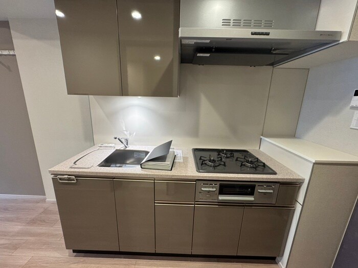 ﾌﾟﾗｳﾄﾞﾌﾗｯﾄ三越前ｲｰｽﾄの物件内観写真