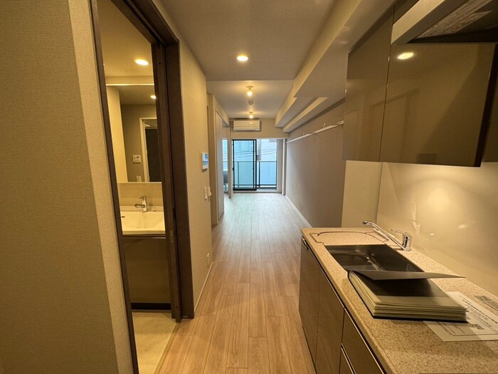 ﾌﾟﾗｳﾄﾞﾌﾗｯﾄ三越前ｲｰｽﾄの物件内観写真