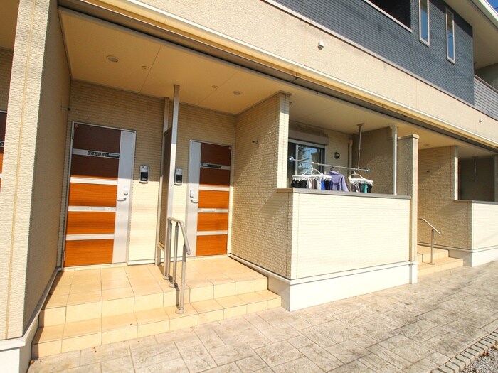 イリ－デの物件外観写真