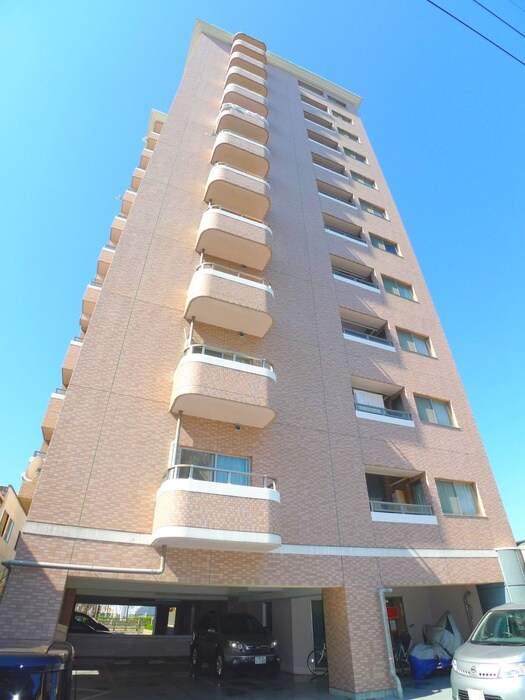 ボナ－ルＴの物件外観写真