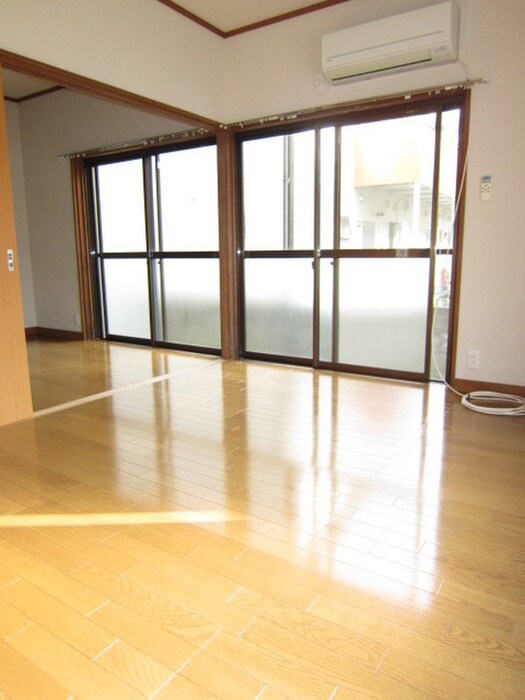 シャトレの物件内観写真