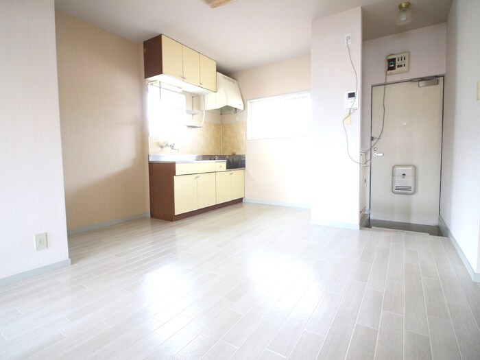 シャトー新井の物件内観写真