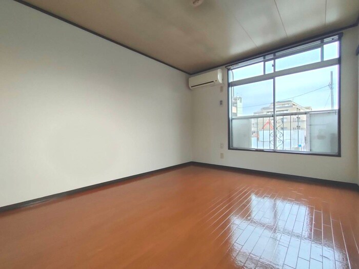 ソーラーハイツの物件内観写真