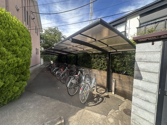 ソルクレスト北烏山の物件外観写真