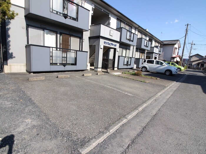 サン・スュプリ－ム３の物件外観写真