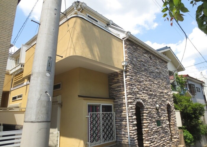 グリシーヌ成城の物件外観写真