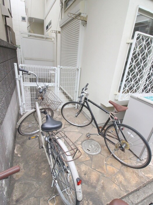 グリシーヌ成城の物件外観写真