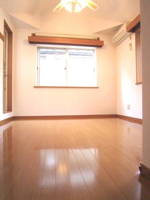 グリシーヌ成城の物件内観写真