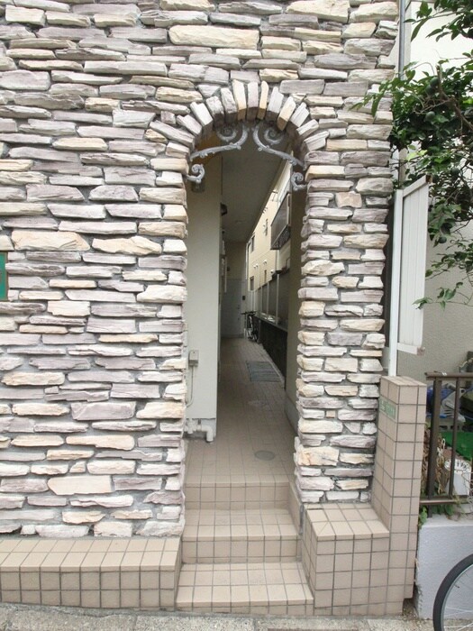 グリシーヌ成城の物件外観写真