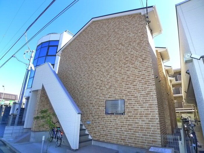 ベルメント陣屋前Ａ棟の物件外観写真