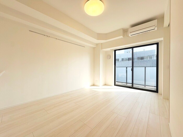 コンフォリア東葛西の物件内観写真