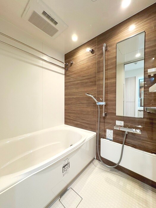 コンフォリア東葛西の物件内観写真