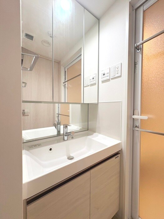 コンフォリア東葛西の物件内観写真