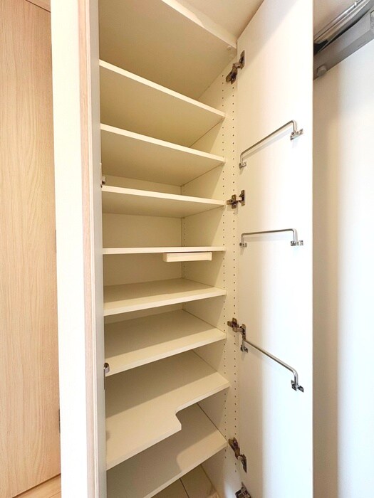 コンフォリア東葛西の物件内観写真