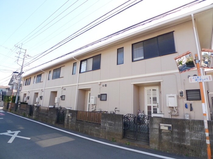 グランカーサの物件外観写真