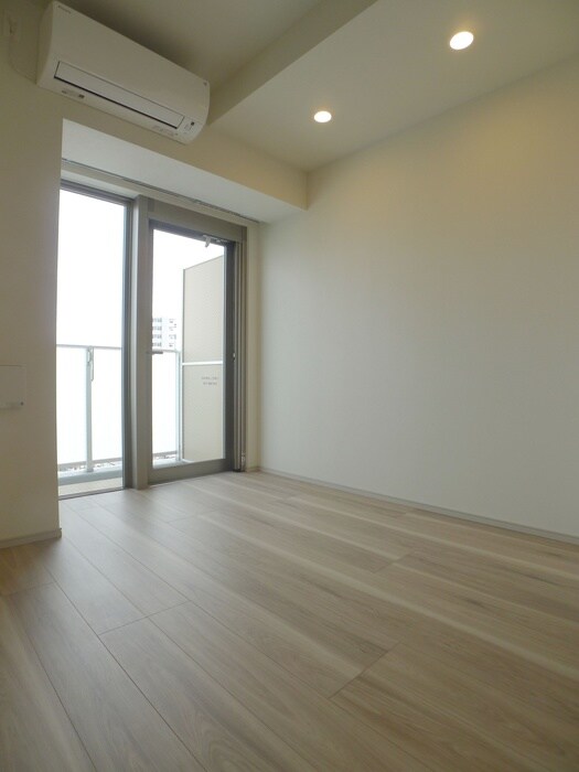 コンフォリア・リヴ千住の物件内観写真