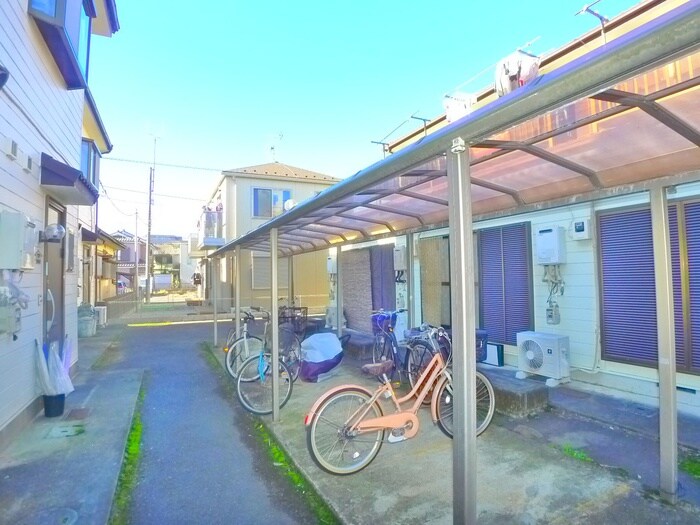 シンセリティナカエイの物件外観写真