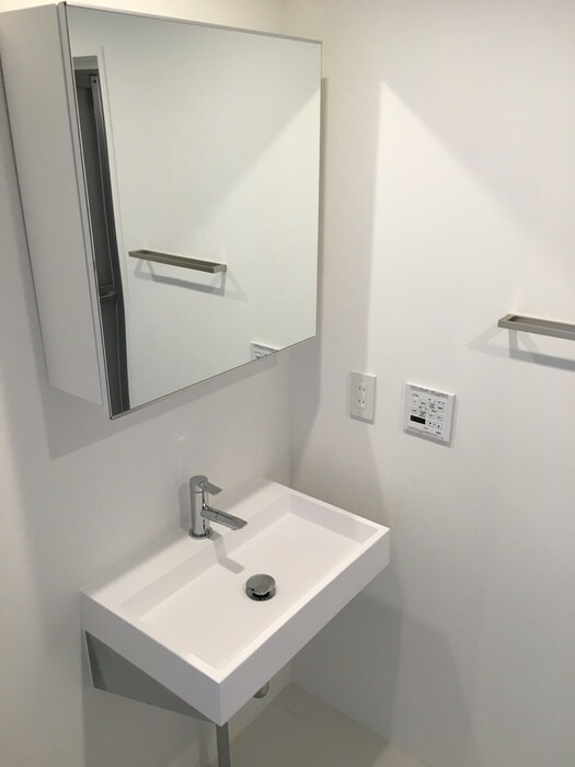 辰巳アパートメントハウスの物件内観写真