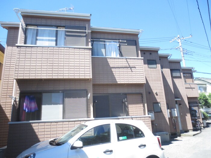 湘南Flatsの物件外観写真