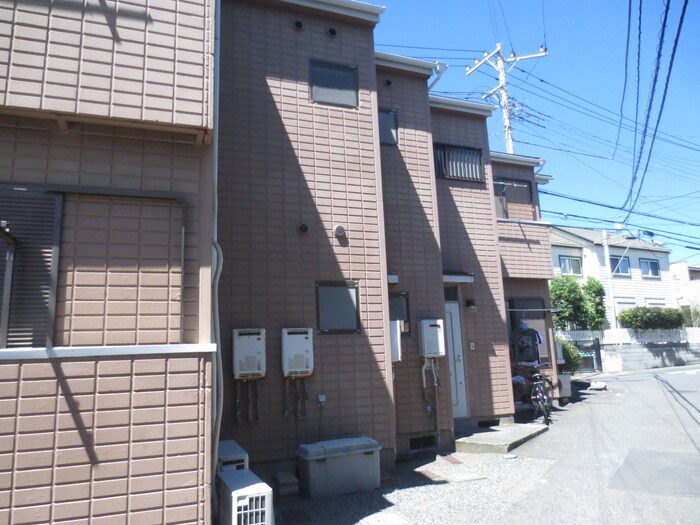 湘南Flatsの物件外観写真