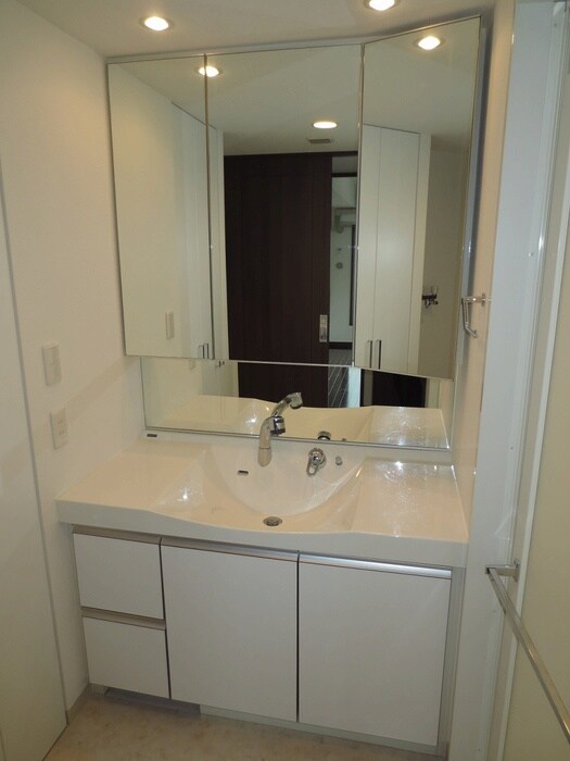 コンフォリア田町の物件内観写真