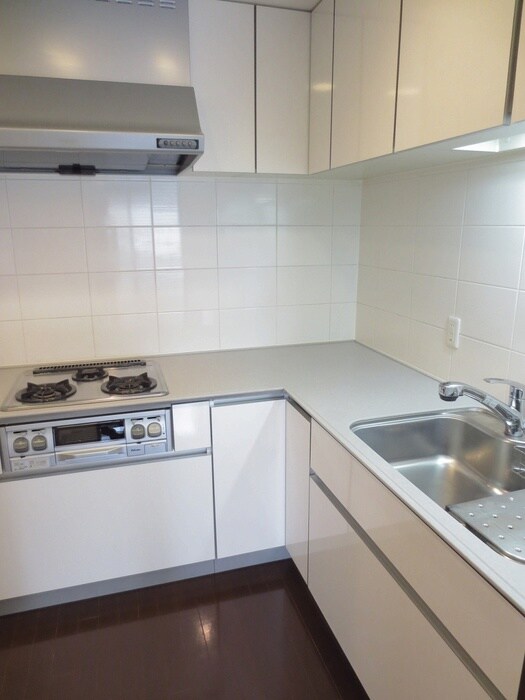 コンフォリア田町の物件内観写真