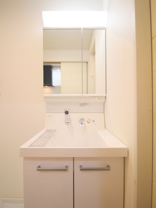 グランドール足立の物件内観写真