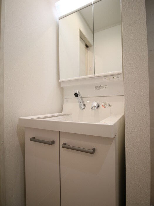 グランドール足立の物件内観写真