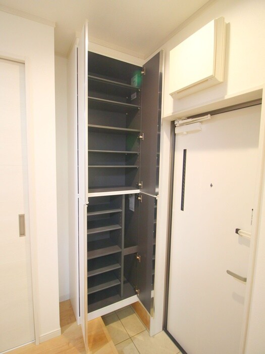 グランドール足立の物件内観写真