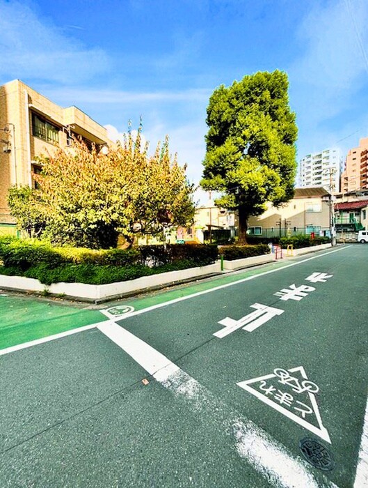 ギャラリ－ハウスの物件外観写真