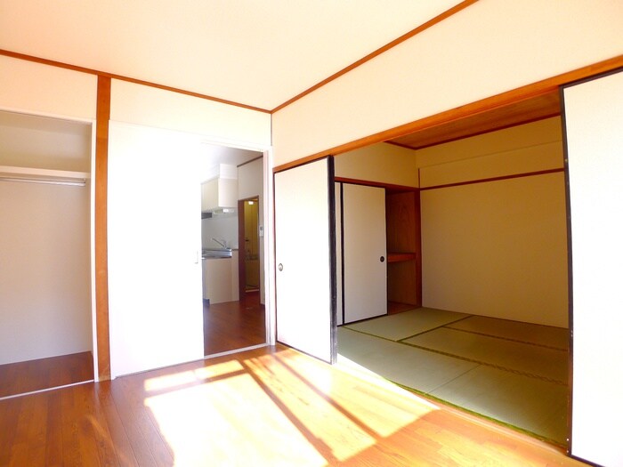 吉田マンションの物件内観写真