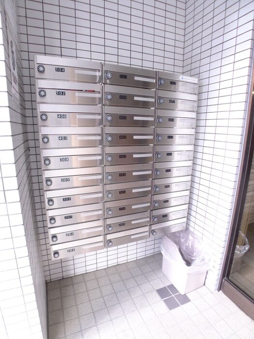 第七小崎ビルの物件外観写真