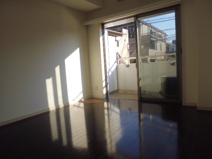 Ｌ－Ｆｌａｔ白山(303)の物件内観写真